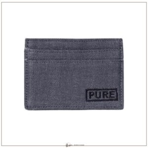 Scegliere un porta carte di credito in canapa e cotone-bio significa optare per tessuti naturali non inquinanti, privi di sostanze pericolose